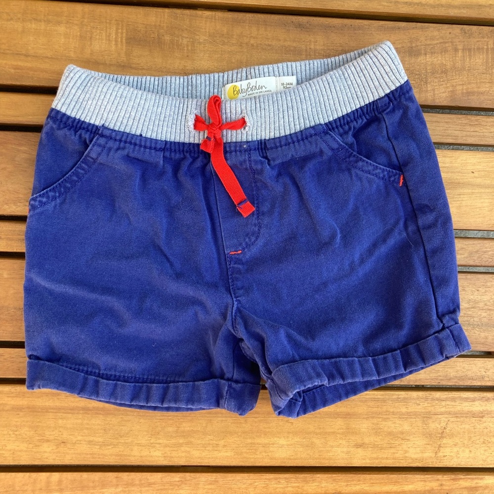 Mini Boden shorts